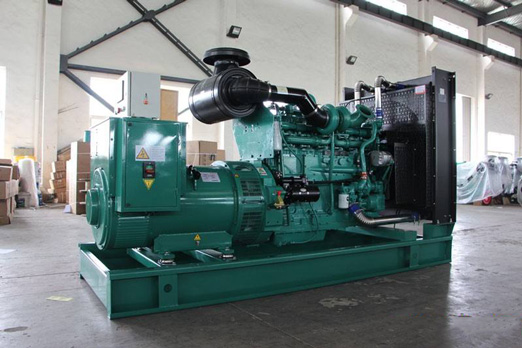 泰来320kw康明斯柴油发电车出租组图片 泰来320kw康明斯柴油发电车出租组图片