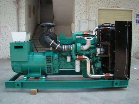 泰来1100kw康明斯柴油发电机组图片 泰来1100kw康明斯柴油发电机组图片